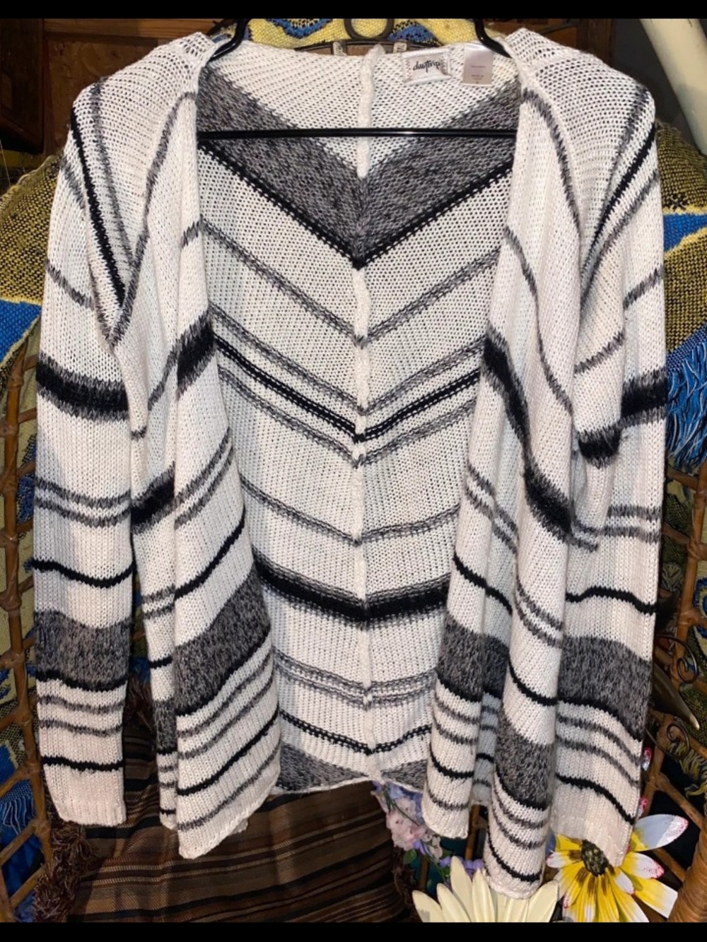 Daytrip Chevron Back Open Front Cardigan Striped Knit Sweater Monochrome